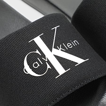 Calvin Klein - Claquettes Femme Monogram Logo CK 1967 Black Bright White