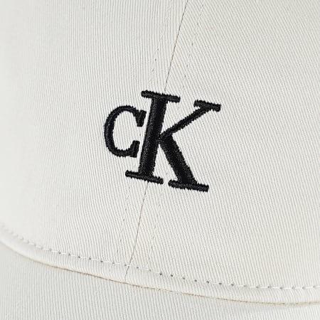 Calvin Klein - Casquette Monogram Embroidery 5002 Beige