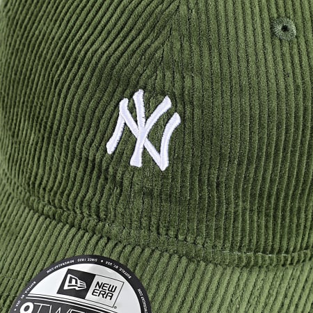 New Era - Casquette Velours Côtelé 9Twenty NY 60759017 Vert