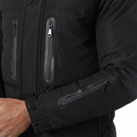 Frilivin - Parka Capucha V23 Negra