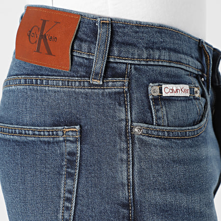 Calvin Klein - Jean Standard Straight 782G Bleu Brut