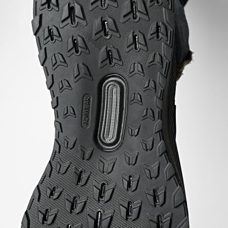 Adidas Sportswear - Baskets Ultrarun 5 TR JP5908 Core Black Carbon