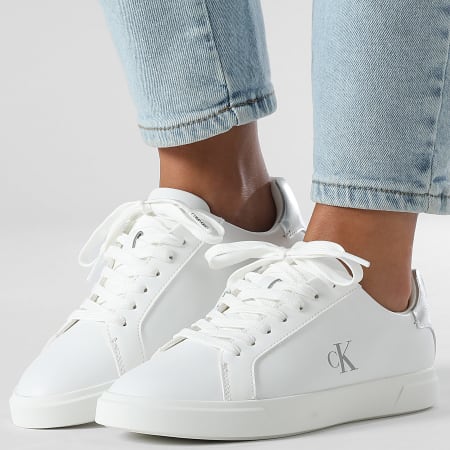 Calvin Klein - Zapatillas Mujer Low Pro Cups Laceup Leather Metallic 2846 Blanco Brillante Plata