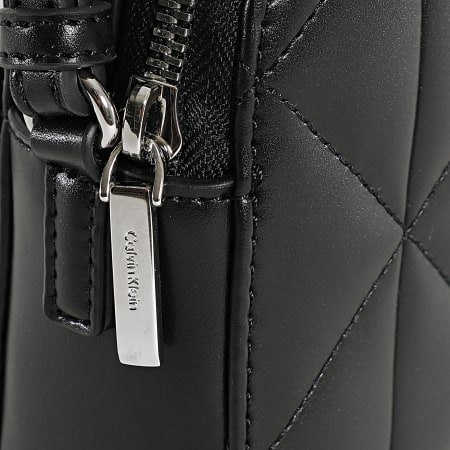 Calvin Klein - Sac A Main Femme Quilted Double Zip Camera F3328 Noir