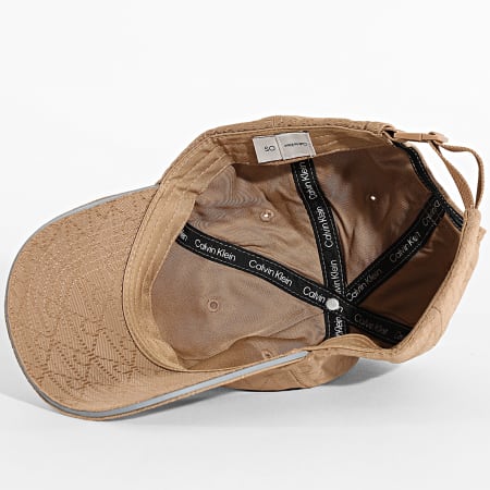 Calvin Klein - Casquette Emblem Cordura 5049 Camel