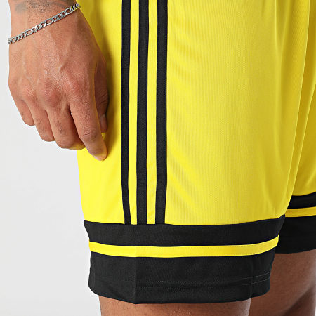 Adidas Sportswear - Short Jogging Squa 25 JH3403 Jaune Noir