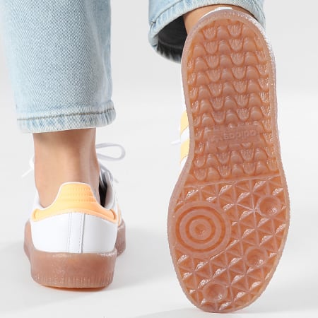 Adidas Originals - Baskets Femme Sambae J JP9533 Footwear White Acid Orange Gold Metallic