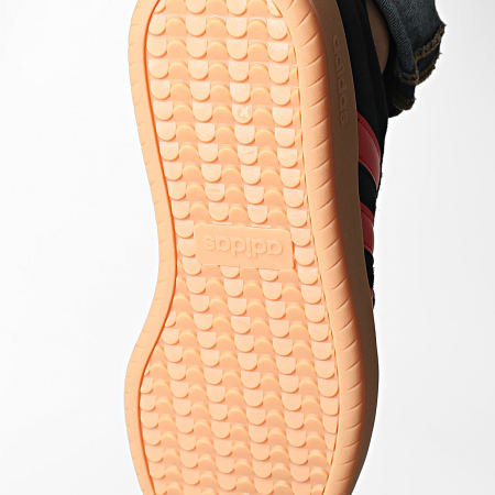 Adidas Sportswear - Baskets Barreda JP5934 Core Black Better Scarlet Gum 10