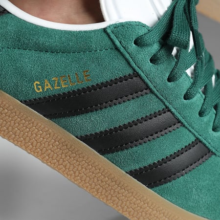 Adidas Originals - Baskets Gazelle IH9633 Core Green Core Black Footwear White