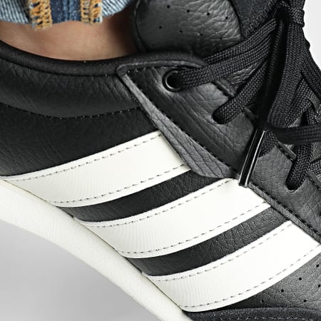 Adidas Sportswear - Baskets Barreda Lo HQ7382 Core Black Core White