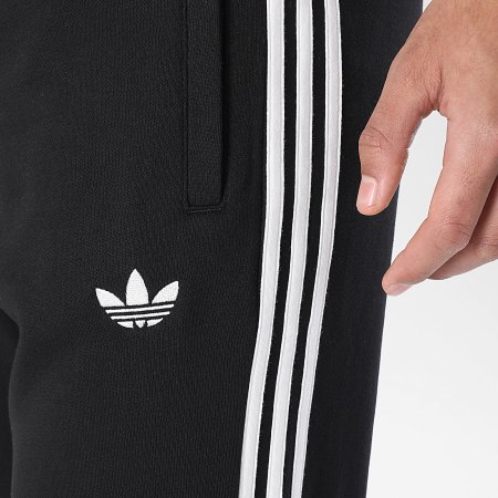 Adidas Originals - Pantalon Jogging A Bandes 3 Stripes KE3562 Noir Blanc