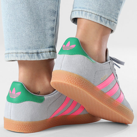 Adidas Originals - Baskets Femme Gazelle J IH6467 Halo Silver Lucid Pink Green