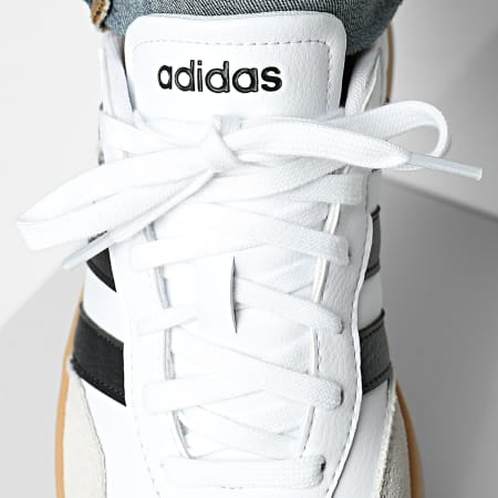 Adidas Sportswear - Baskets Barreda JR1205 Footwear White Grey One