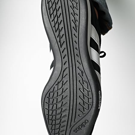 Adidas Sportswear - Baskets Adipista KI1466 Core Black Footwear White Silver Metallic