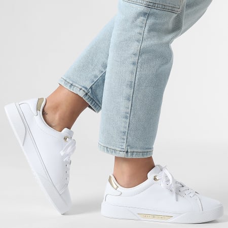 Tommy Hilfiger - Baskets Femme Essential Chic Court 9019 White