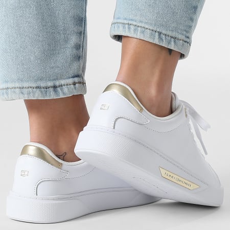 Tommy Hilfiger - Baskets Femme Essential Chic Court 9019 White