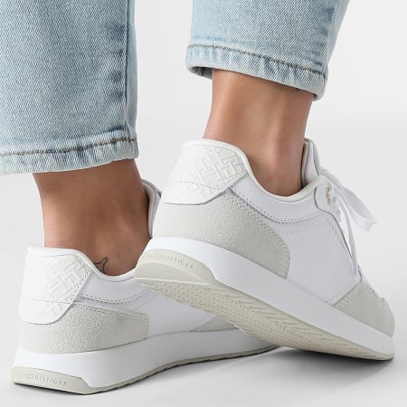Tommy Hilfiger - Baskets Femme Monogram Mix Material Runner 9267 White