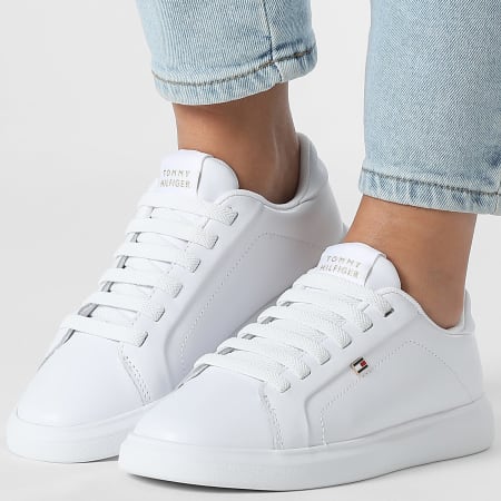 Tommy Hilfiger - Baskets Femme Icon Court Light Weight 8948 White