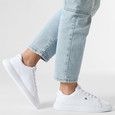 Tommy Hilfiger - Baskets Femme Icon Court Light Weight 8948 White