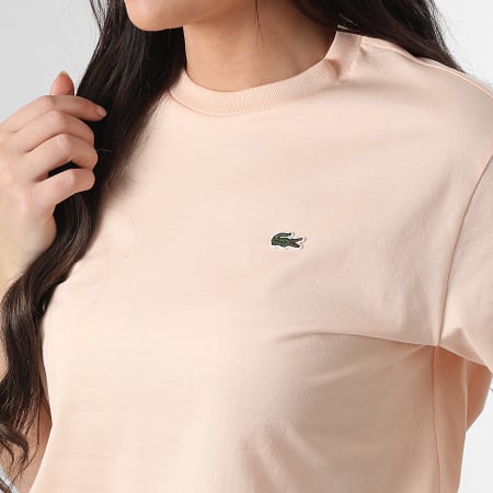 Lacoste - Tee Shirt Femme Logo Brodé Crocodile Relaxed Fit Saumon
