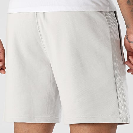 Adidas Originals - Short Jogging Essential KD3937 Gris Clair