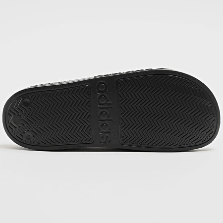 Adidas Sportswear - Claquettes Adilette Shower Liverpool LFC HQ2590 Core Black Footwear White
