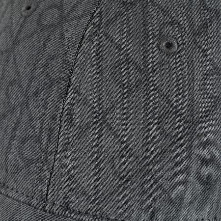 Calvin Klein - Casquette Denim Emblem Burnout Patch 5048 Gris Anthracite