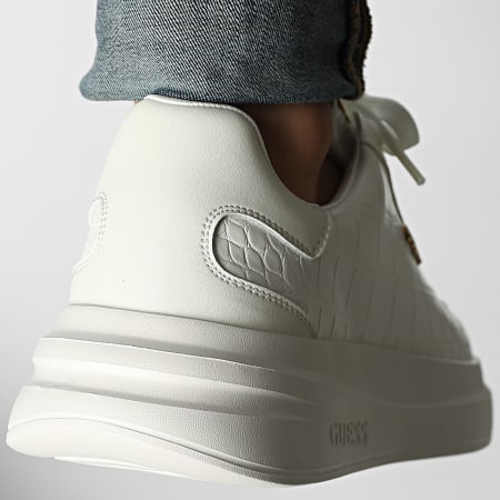 Guess - Baskets FMPELAELE12 White