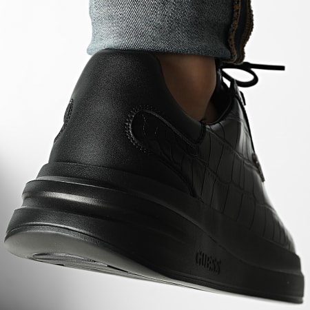 Guess - Baskets FMPELAELE12 Black