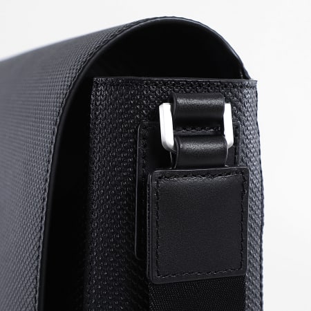 Lacoste - Sacoche Logo Crocodile Métal Noir
