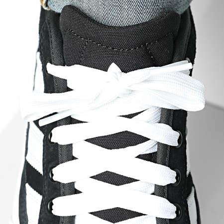 Adidas Originals - Baskets Court TNS Premiere KJ0973 Core Black Footwear White Blue Bird