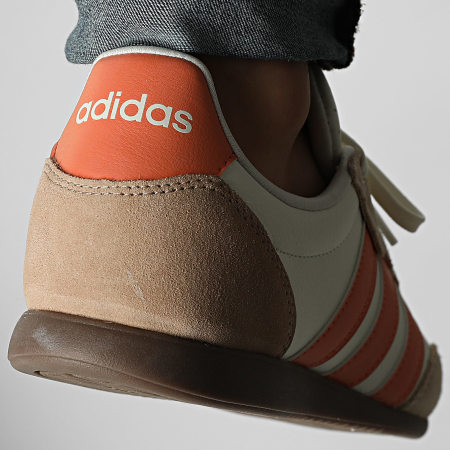 Adidas Sportswear - Baskets Barreda Lo HQ7379 Off White Dusky Orange Crystal Linen