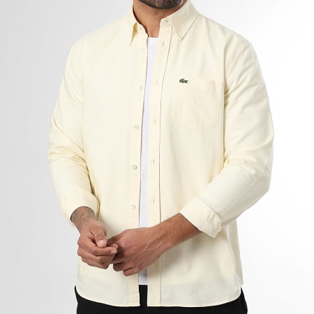 Lacoste - Camisa de Mangas Largas con Bolsillo Logo Bordado Cocodrilo Corte Regular Amarillo Claro
