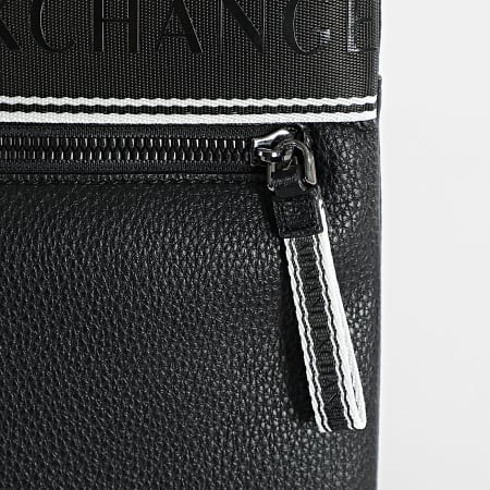 Armani Exchange - Sacoche XM002610-AF22662 Noir