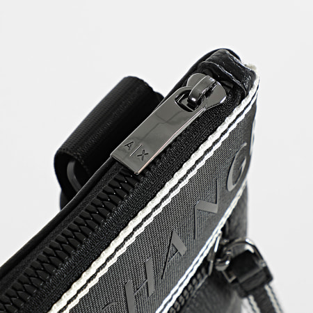 Armani Exchange - Sacoche XM002610-AF22662 Noir