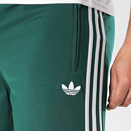 Adidas Originals - Short Jogging A Bandes Firebird KE1376 Vert Blanc