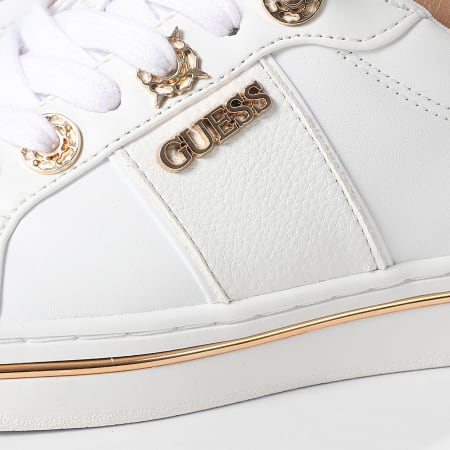 Guess - Baskets Femme FLPSTWELE12 White Doré