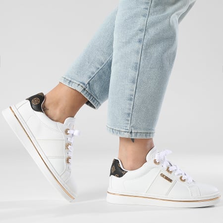 Guess - Baskets Femme FLPSTWELE12 White Doré