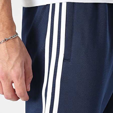 Adidas Originals - Pantalon Jogging A Bandes SST Reg KE3521 Bleu Marine Blanc