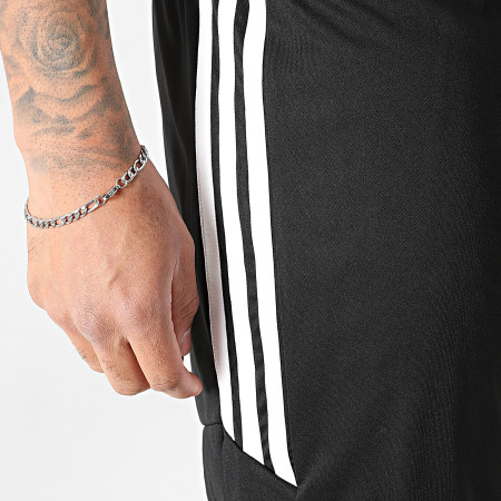 Adidas Sportswear - Short Jogging A Bandes Tiro 26 KA8773 Noir Blanc