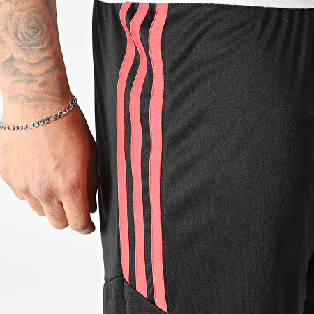 Adidas Sportswear - Short Jogging A Bandes Tiro 26 KA8776 Noir Rouge