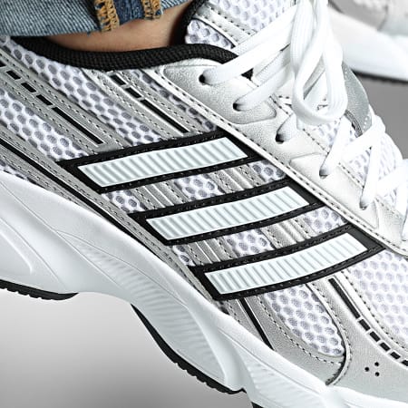 Adidas Sportswear - Baskets Technochaos 2000 HQ7282 Footwear White Core Black