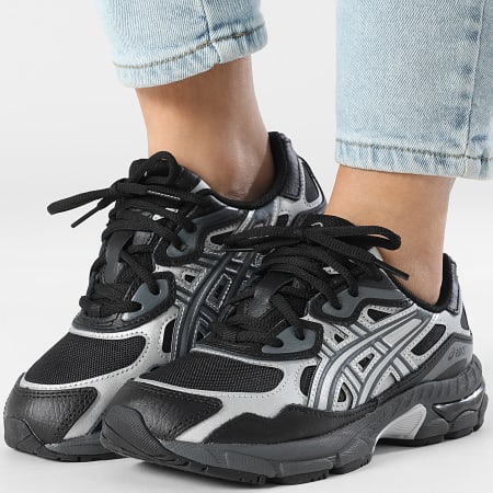 Asics - Sneaker Woman Gel NYC GS 1204A191 Black Carrier Grey - Ryses
