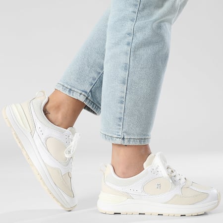 Tommy Hilfiger - Baskets Femme Casual Fashion Runner Mix Mat 9034 White Soft Cream