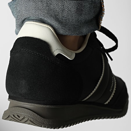 Tommy Jeans - Baskets Retro Runner Cleated Winter 1664 Black