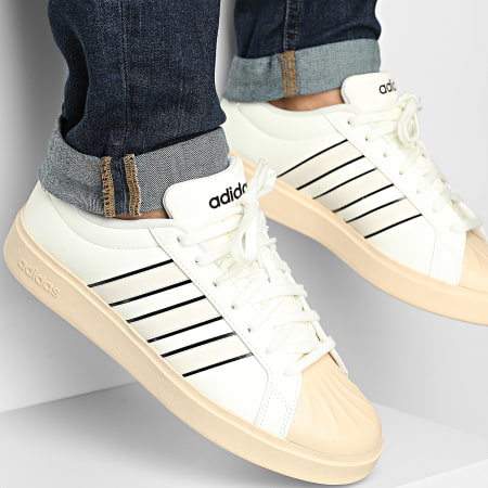 Adidas Sportswear - Baskets Streettalk IH4282 Off White Sand Strata