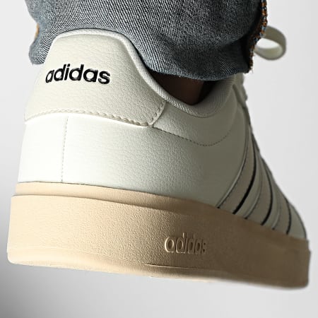 Adidas Sportswear - Baskets Streettalk IH4282 Off White Sand Strata