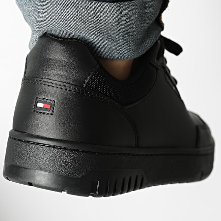 Tommy Hilfiger - Baskets Core Lite Leather 5713 Black