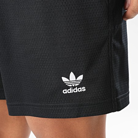 Adidas Originals - Short Jogging Essentials KE3452 Noir
