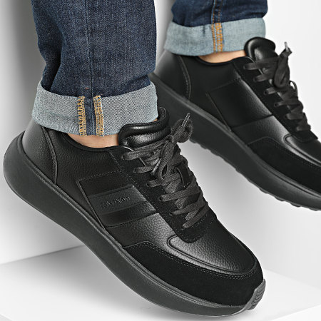 Calvin Klein - Baskets City Runner Laceup Tape Leather 2033 Triple Black